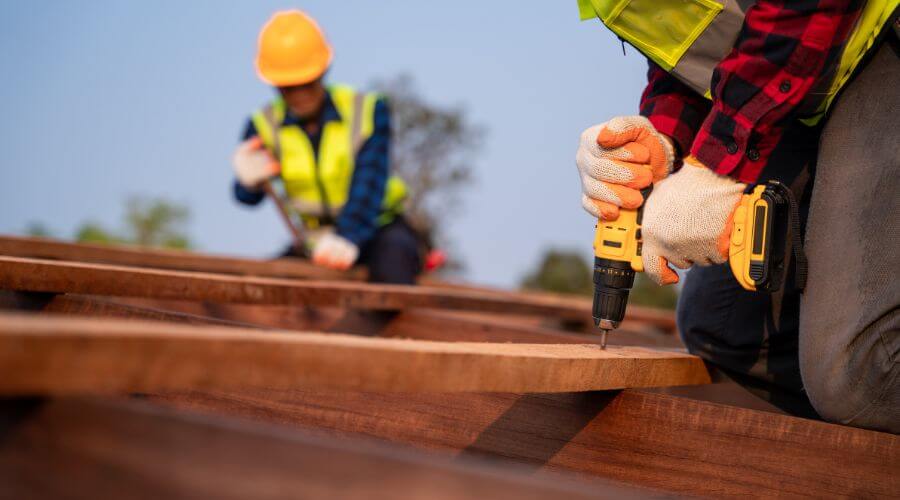 Professional gutter cleaning in Blue Mound, KS